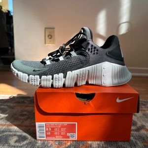 Brand New - Nike Free Metcon 4 AMP Sneakers - men’s 8.5 / women’s 10